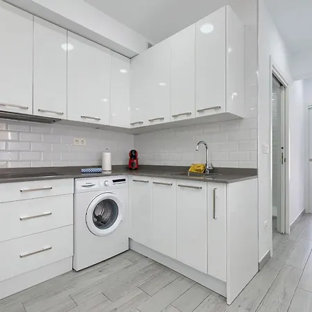 Salsidu Metro By Next Stop Bilbao