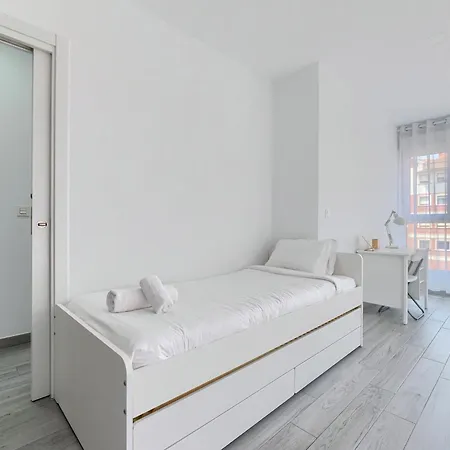 Salsidu Metro By Next Stop Bilbao Апартаменты *