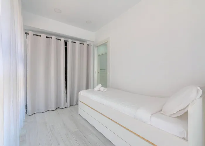 Salsidu Metro By Next Stop Bilbao * 格乔